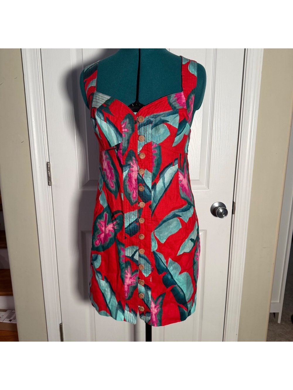 FARM Rio Summer Foliage Red Green Pink Mini Dress Tropical Floral Button Front